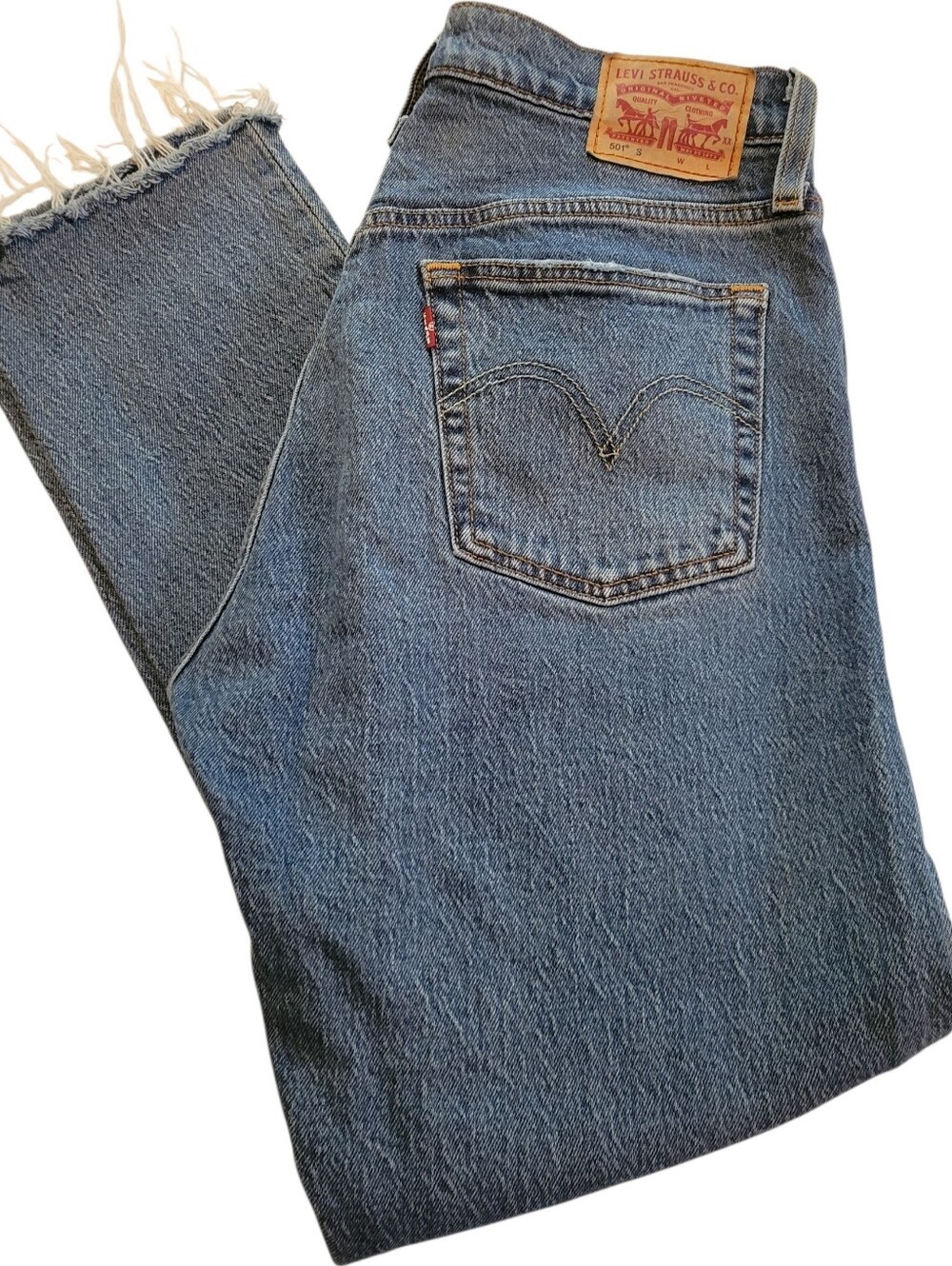 Levi's 501 High Rise Cropped Skinny Jeans With Frayed Hems  Medium Wash Size 28